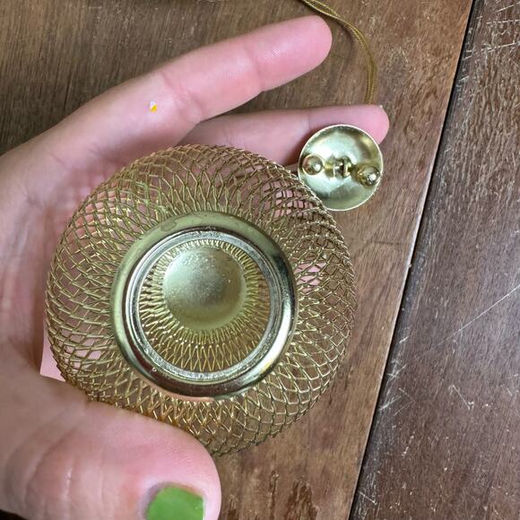 Set of 5 Gold Metal Mesh Wire Potpourri Christmas Ornaments Top Opens - Picture 13 of 14